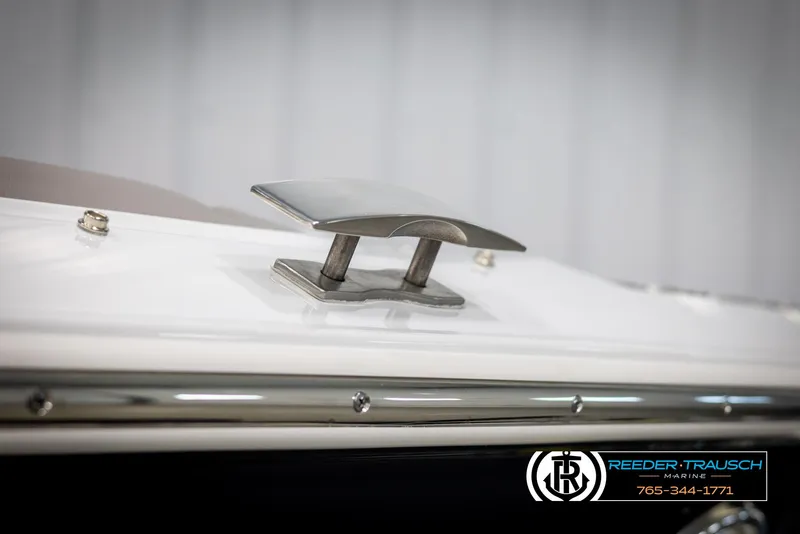 Slide: The Image of Four Winns H2 2025 - 73