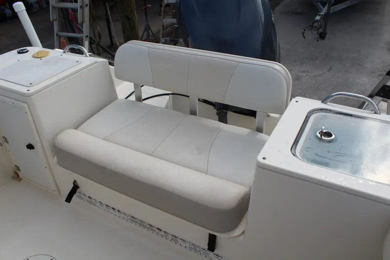 Slide: The Image of 2008 Pursuit C230 - 13