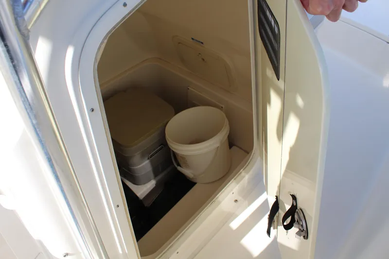 Slide: The Image of 2008 Pursuit C230 - 26