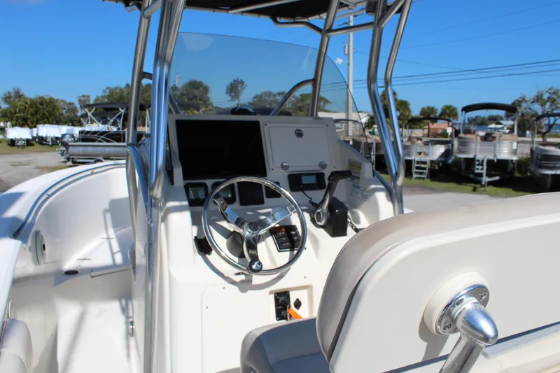 Slide: The Image of 2008 Pursuit C230 - 29