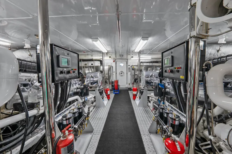 Slide: The Image of Trinity Tri-Deck 2005 - 64