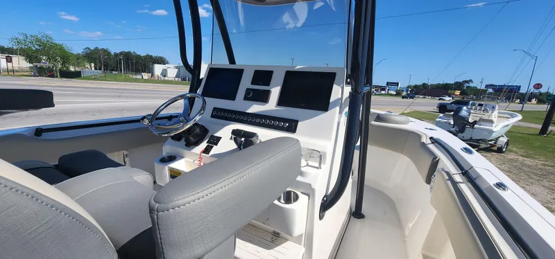 Slide: The Image of Key West 263FS 2025 - 7