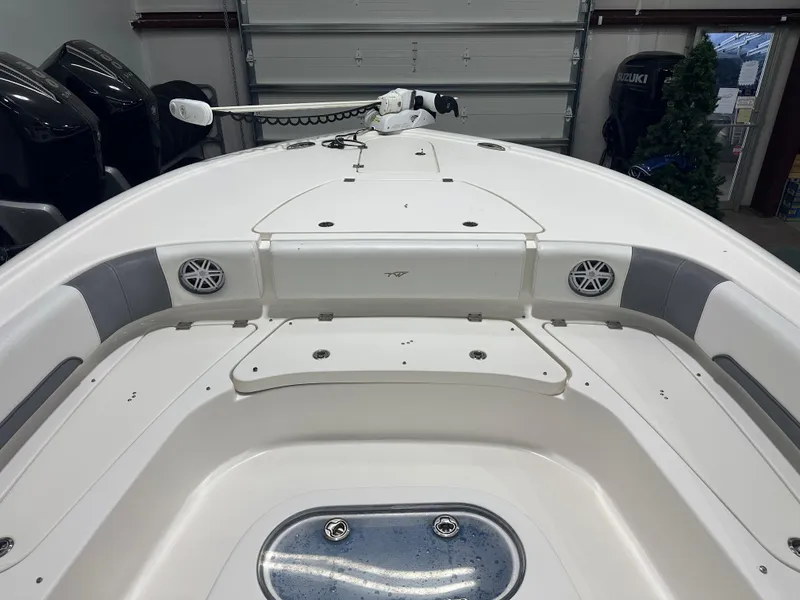 Slide: The Image of Tidewater 2700 Carolina Bay 2019 - 12