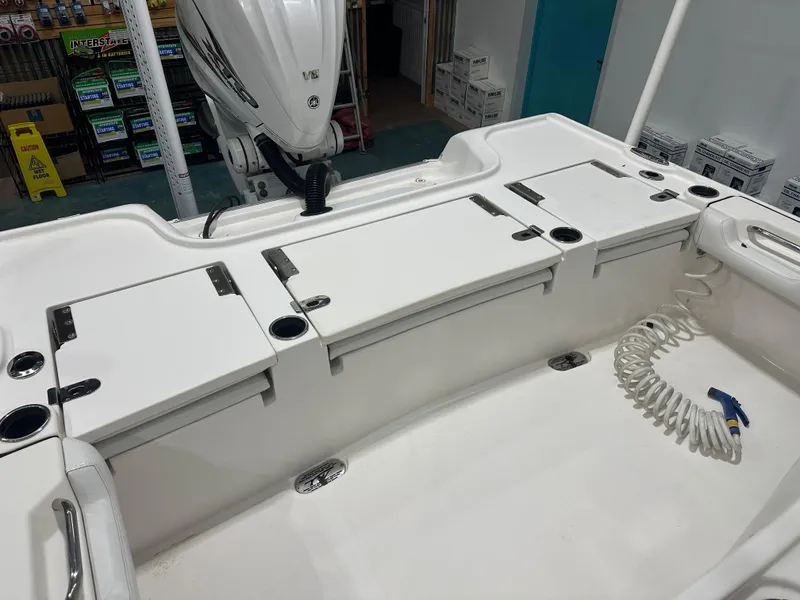 Slide: The Image of Tidewater 2700 Carolina Bay 2019 - 9