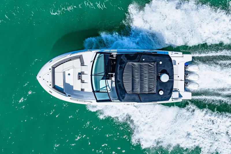 Slide: The Image of Cruisers Yachts 38 GLS Outboard 2024 - 10