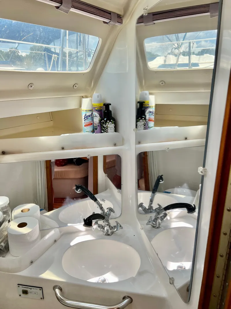 Slide: The Image of Catalina 320 2000 - 52