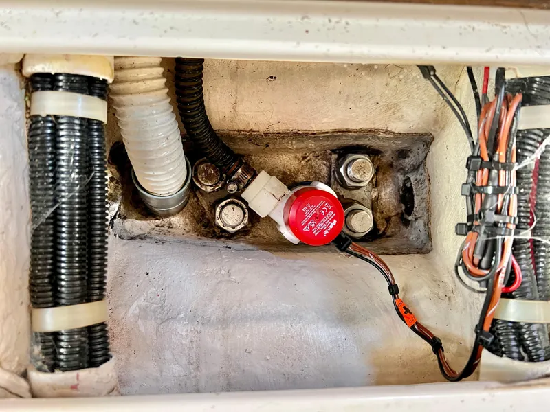 Slide: The Image of Catalina 320 2000 - 65