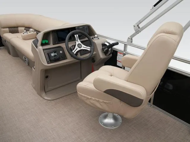 Slide: The Image of Sun Tracker Sportfish™ 20 DLX 2024 - 6