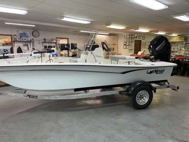 Slide: The Image of Mako Pro Skiff 15 CC 2024 - 3