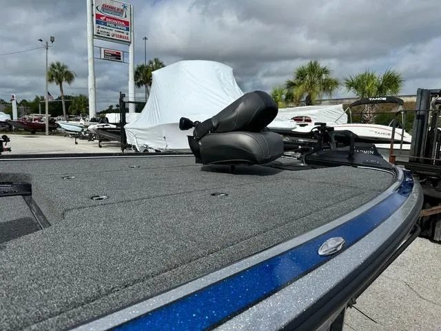 Slide: The Image of Nitro Z19 2024 - 3