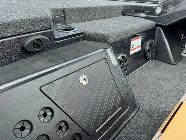 Slide: The Image of Nitro Z19 2024 - 7