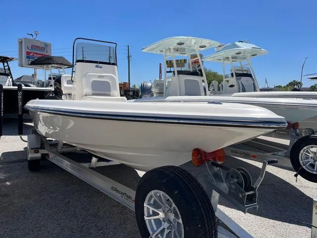 The Image of Shearwater 23 LTZ 2023 - 1