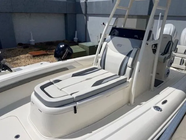 Slide: The Image of Shearwater CAROLINA BAY SS 2024 - 3