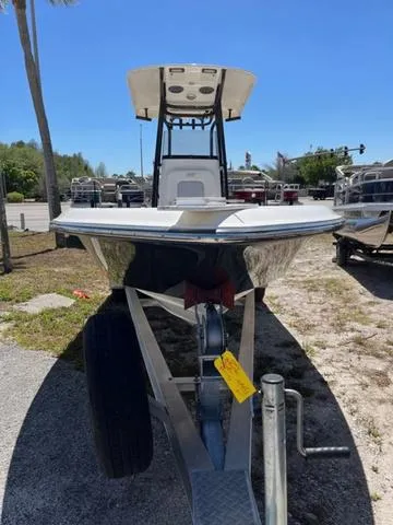 Slide: The Image of Shearwater 25LTD 2019 - 7