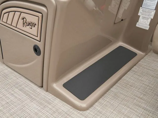 Slide: The Image of Ranger 200F 2024 - 30