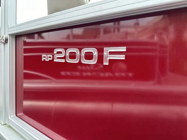 Slide: The Image of Ranger 200F 2024 - 7