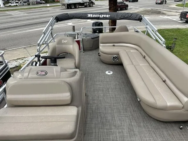 Slide: The Image of Ranger 200F 2024 - 9