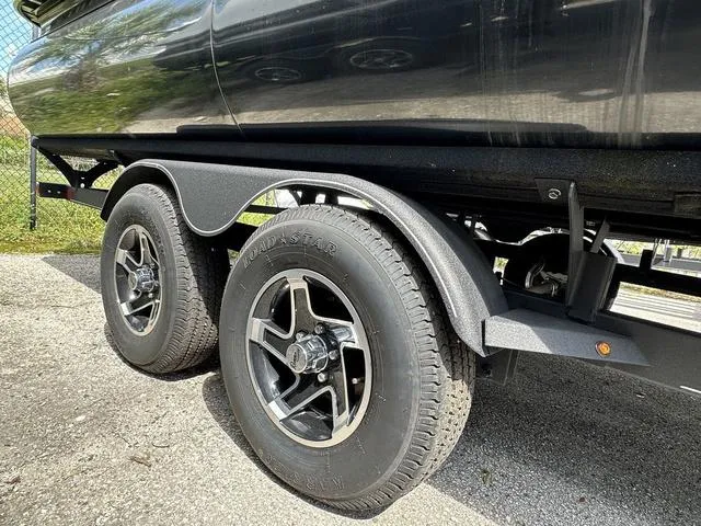 Slide: The Image of Ranger 243C 2024 - 14