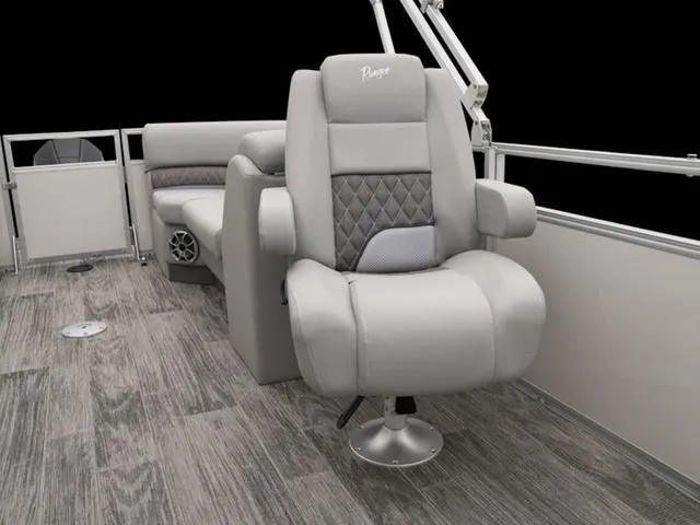 Slide: The Image of Ranger 243C 2024 - 24