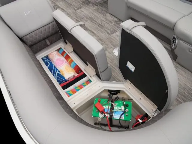 Slide: The Image of Ranger 243C 2024 - 27