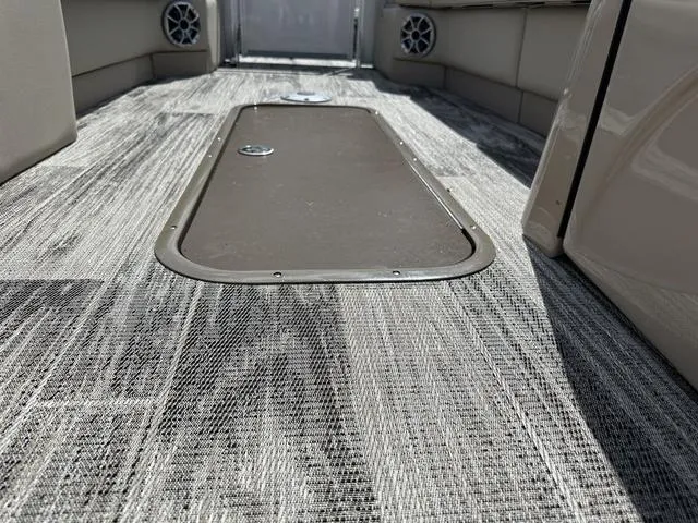 Slide: The Image of Ranger 243C 2024 - 7