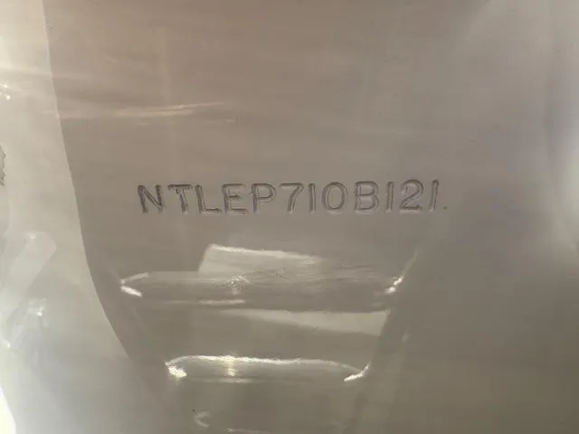 Slide: The Image of Hull identification number on 2021 Grady-White Express 370 boat. - 31