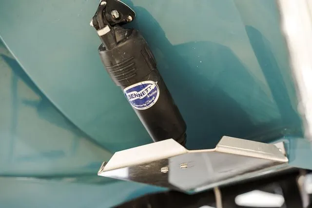 Slide: The Image of Stingray 216CC 2025 - 4