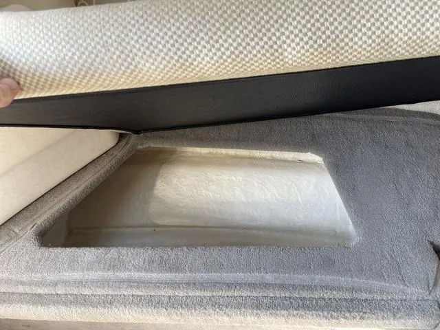 Slide: The Image of Interior storage compartment of 2005 Sea Ray 225 Weekender boat. - 27