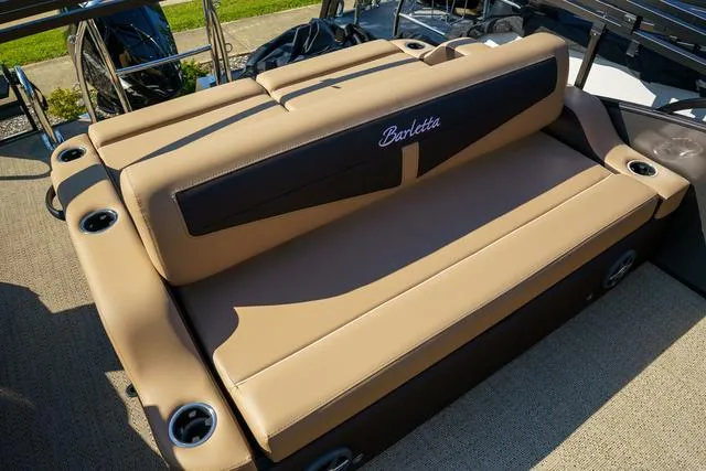 Slide: The Image of Barletta Cabrio C22UC 2025 - 16