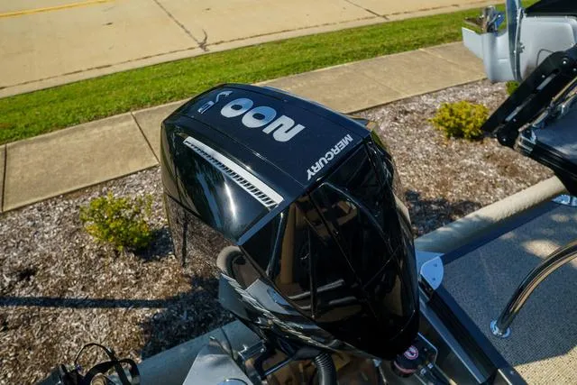 Slide: The Image of Barletta Cabrio C22UC 2025 - 17