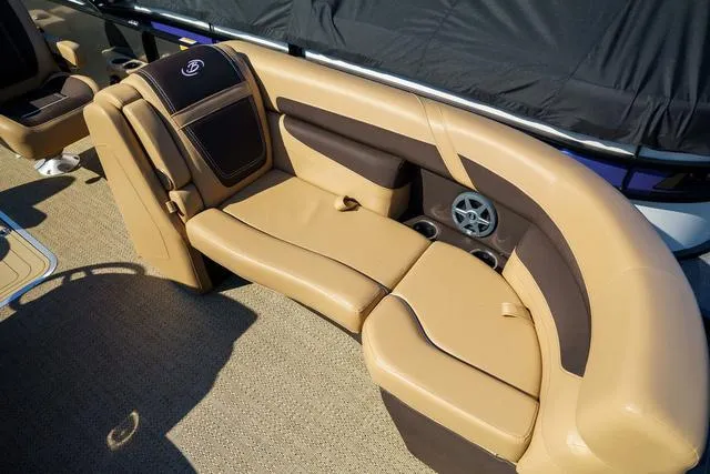 Slide: The Image of Barletta Cabrio C22UC 2025 - 9