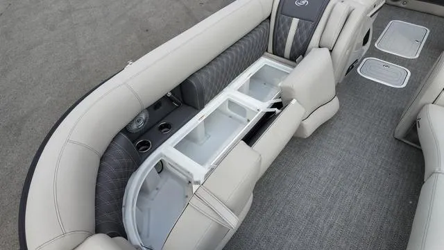 Slide: The Image of Barletta Lusso L25UCAT 2025 - 11