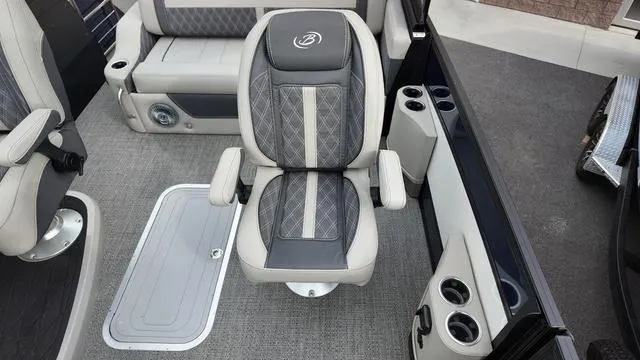 Slide: The Image of Barletta Lusso L25UCAT 2025 - 24