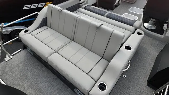 Slide: The Image of Barletta Lusso L25UCAT 2025 - 30