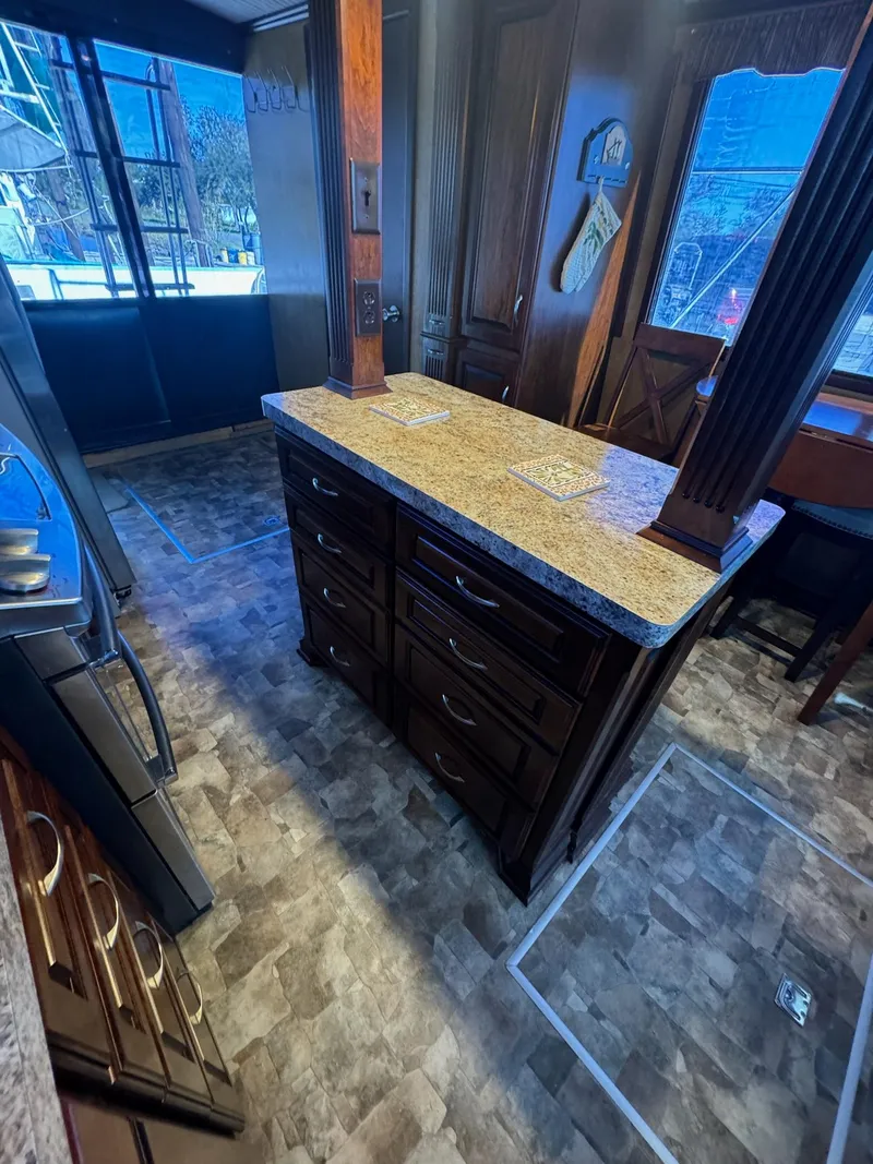 Slide: The Image of Blue Water Motor Yacht 1982 - 23