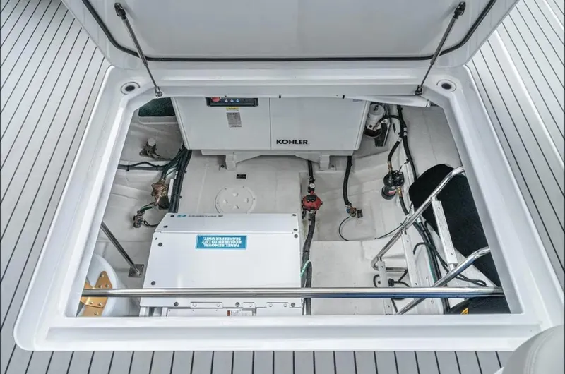 Slide: The Image of Cruisers 50 GLS 2025 - 53