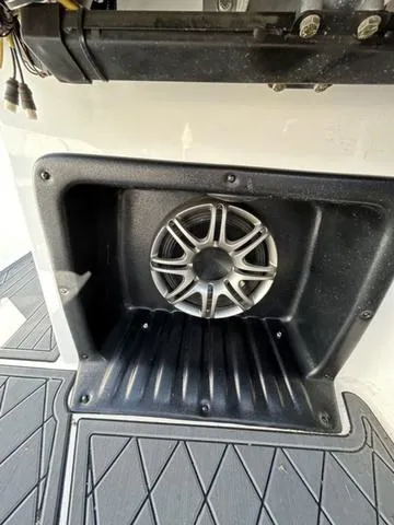 Slide: The Image of Axis Wake Research A24 2014 - 11