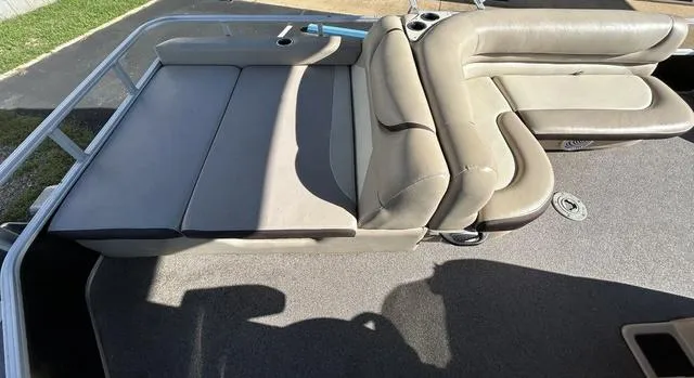 Slide: The Image of Tracker PARTY BARGE® 22 XP3 2016 - 10