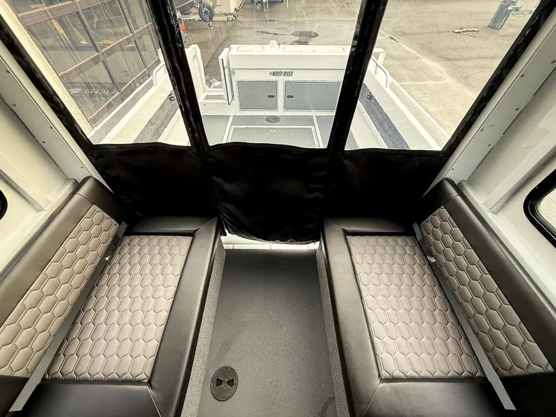 Slide: The Image of North River 23' Seahawk 2025 - 10