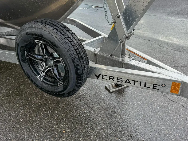 Slide: The Image of North River 23' Seahawk 2025 - 19