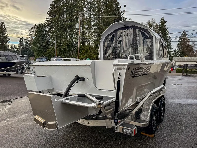 Slide: The Image of North River 23' Seahawk 2025 - 5