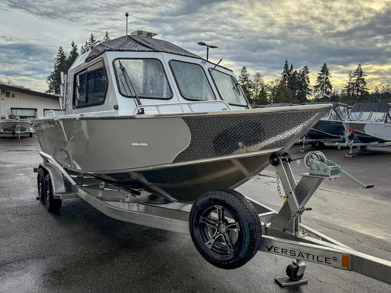 Slide: The Image of North River 23' Seahawk 2025 - 6