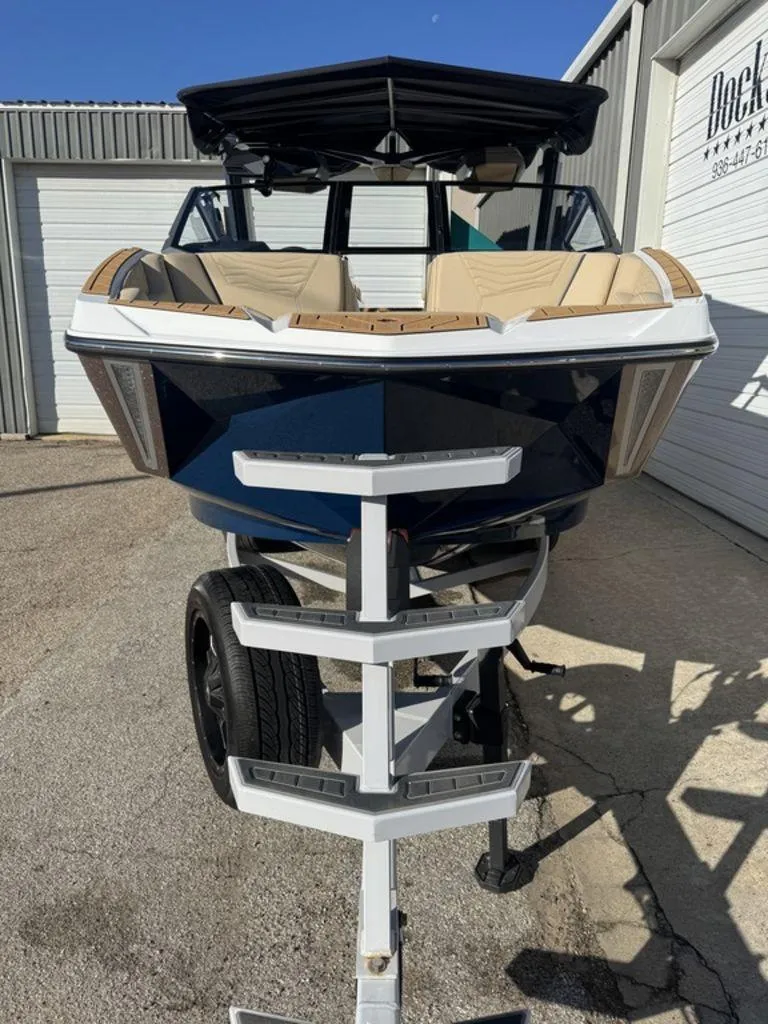 Slide: The Image of Nautique Super Air Nautique G23 2025 - 3