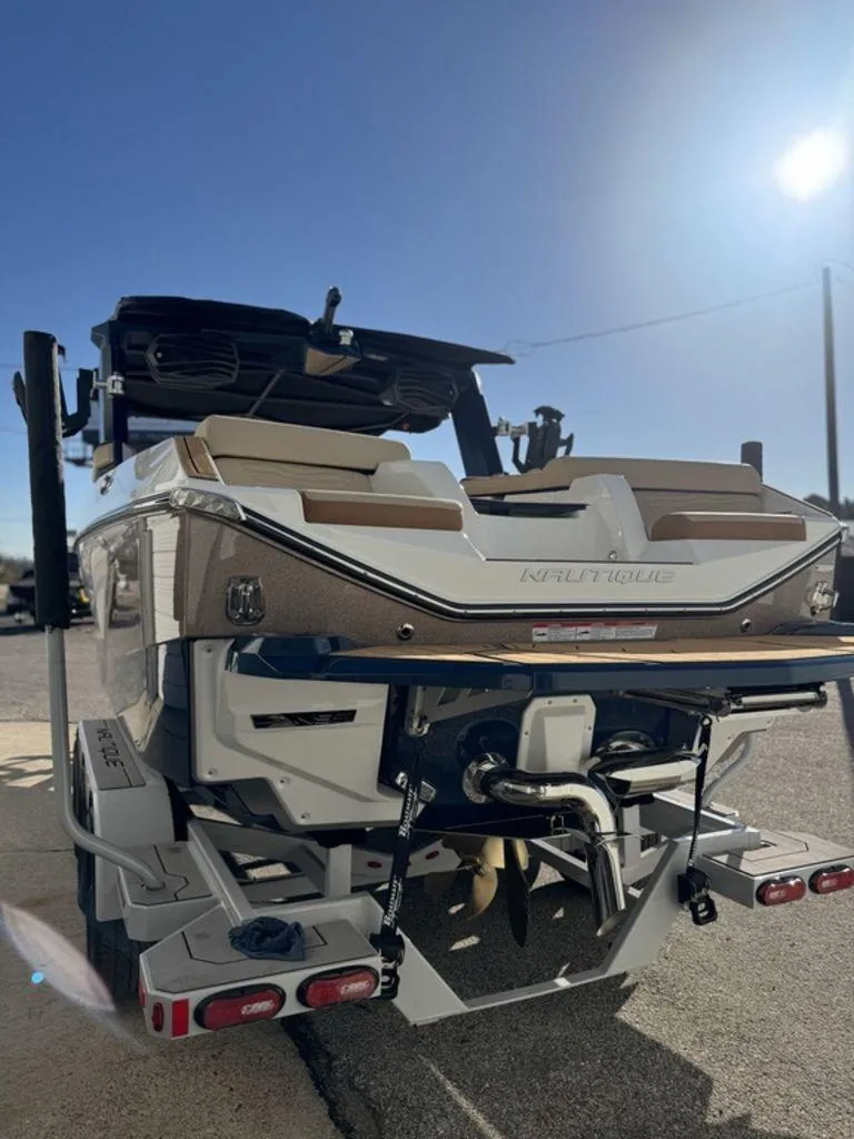 Slide: The Image of Nautique Super Air Nautique G23 2025 - 5