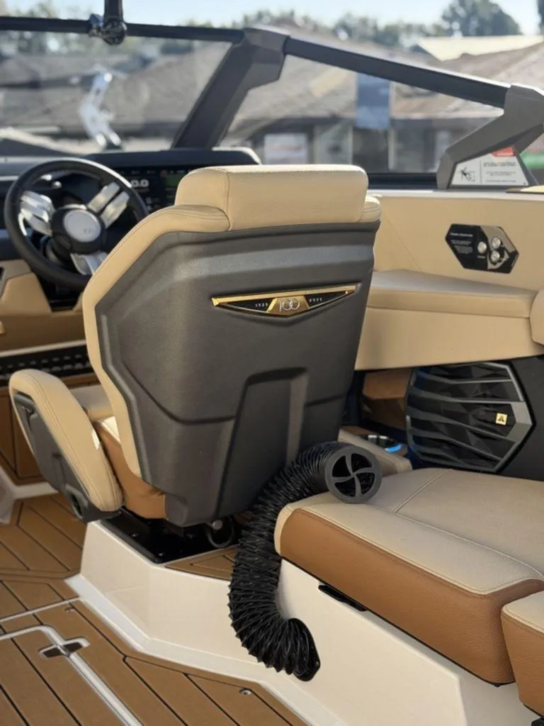 Slide: The Image of Nautique Super Air Nautique G23 2025 - 7