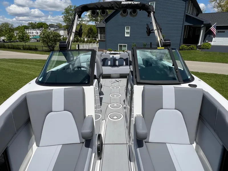 Slide: The Image of MasterCraft X24 2025 - 10