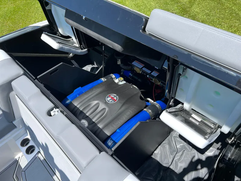 Slide: The Image of MasterCraft X24 2025 - 17