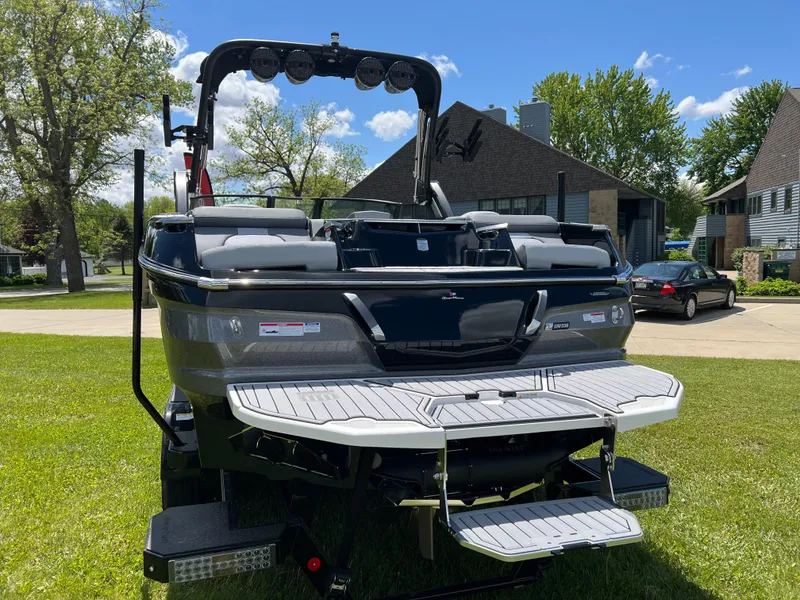 Slide: The Image of MasterCraft X24 2025 - 18