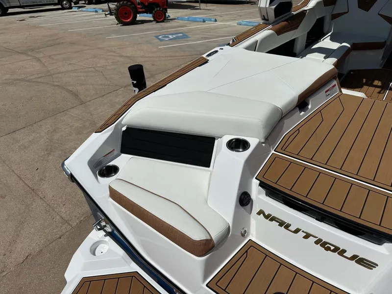 Slide: The Image of Correct Craft Super Air Nautique S23 2025 - 12