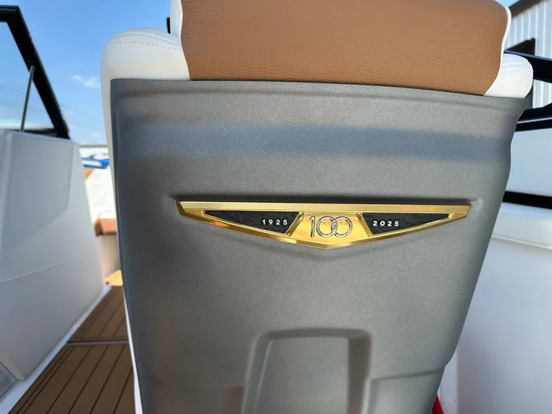 Slide: The Image of Correct Craft Super Air Nautique S23 2025 - 18